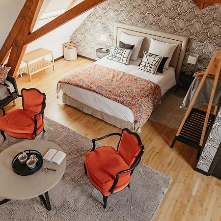 Le Clos Poulain Petits Gites De Charme Et Chambres D'Hotes Familiales Au Calme Proche Bayeux Et Des Plages Nonant Esterno foto