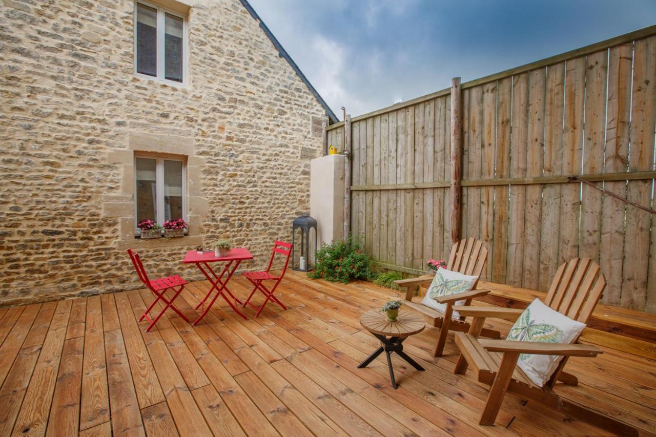Le Clos Poulain Petits Gites De Charme Et Chambres D'Hotes Familiales Au Calme Proche Bayeux Et Des Plages Nonant Esterno foto