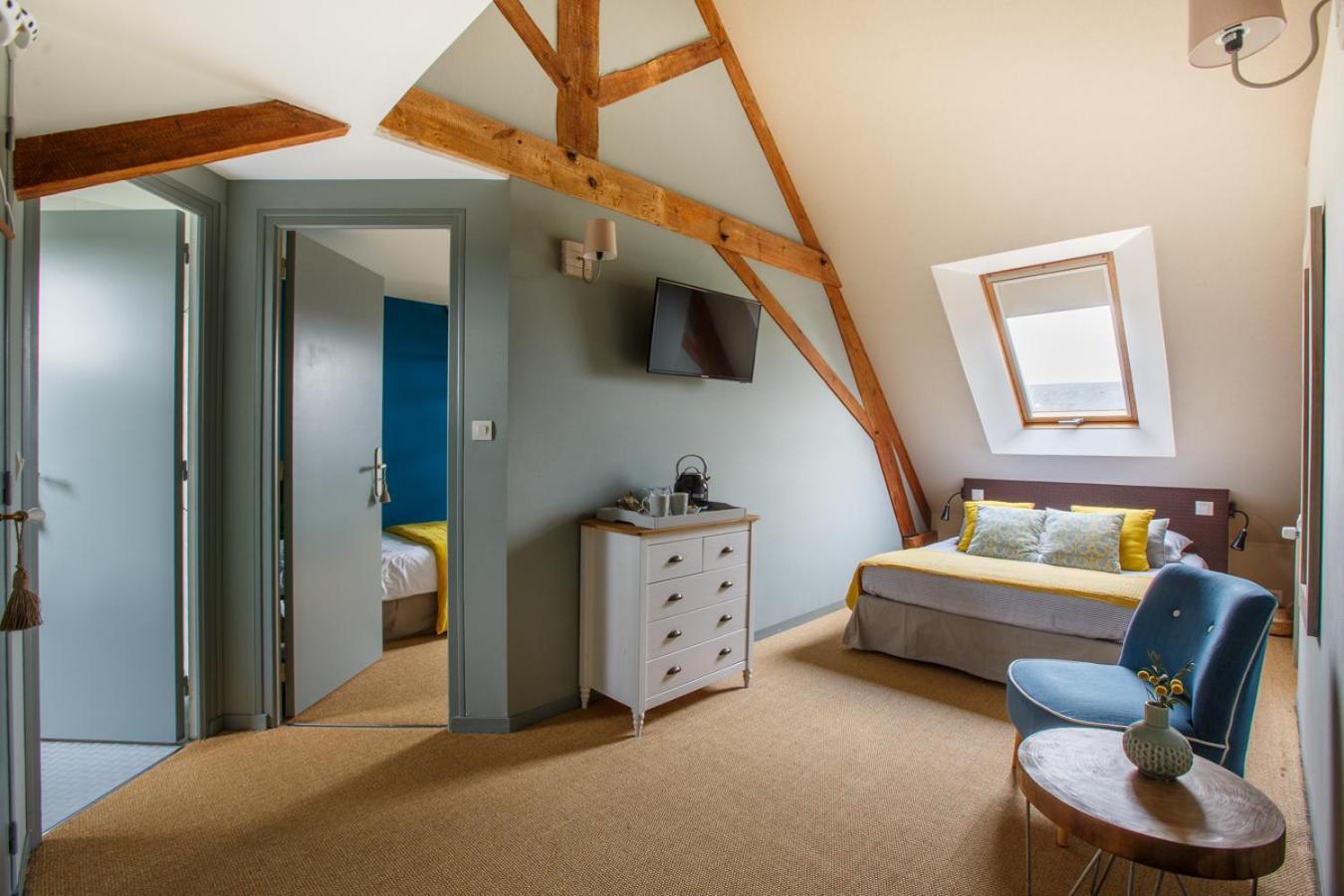 Le Clos Poulain Petits Gites De Charme Et Chambres D'Hotes Familiales Au Calme Proche Bayeux Et Des Plages Nonant Esterno foto